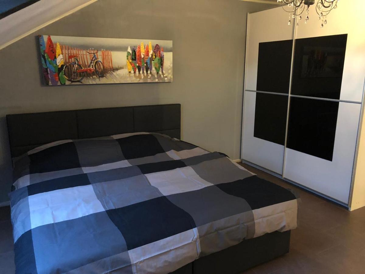 Ferienwohnung Sky Night Loft Düren - Eifel Exterior foto